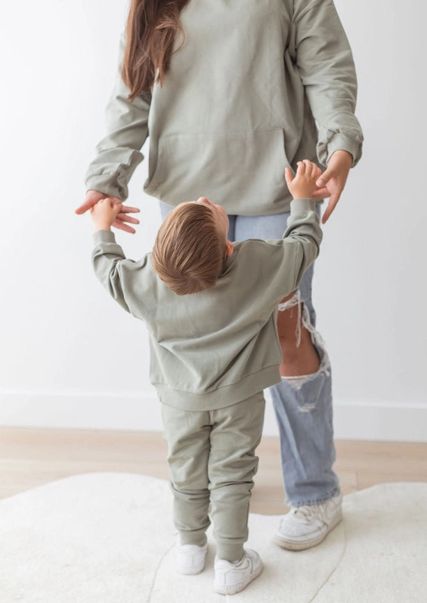 Sweatshirt & Jogger Set | Basil