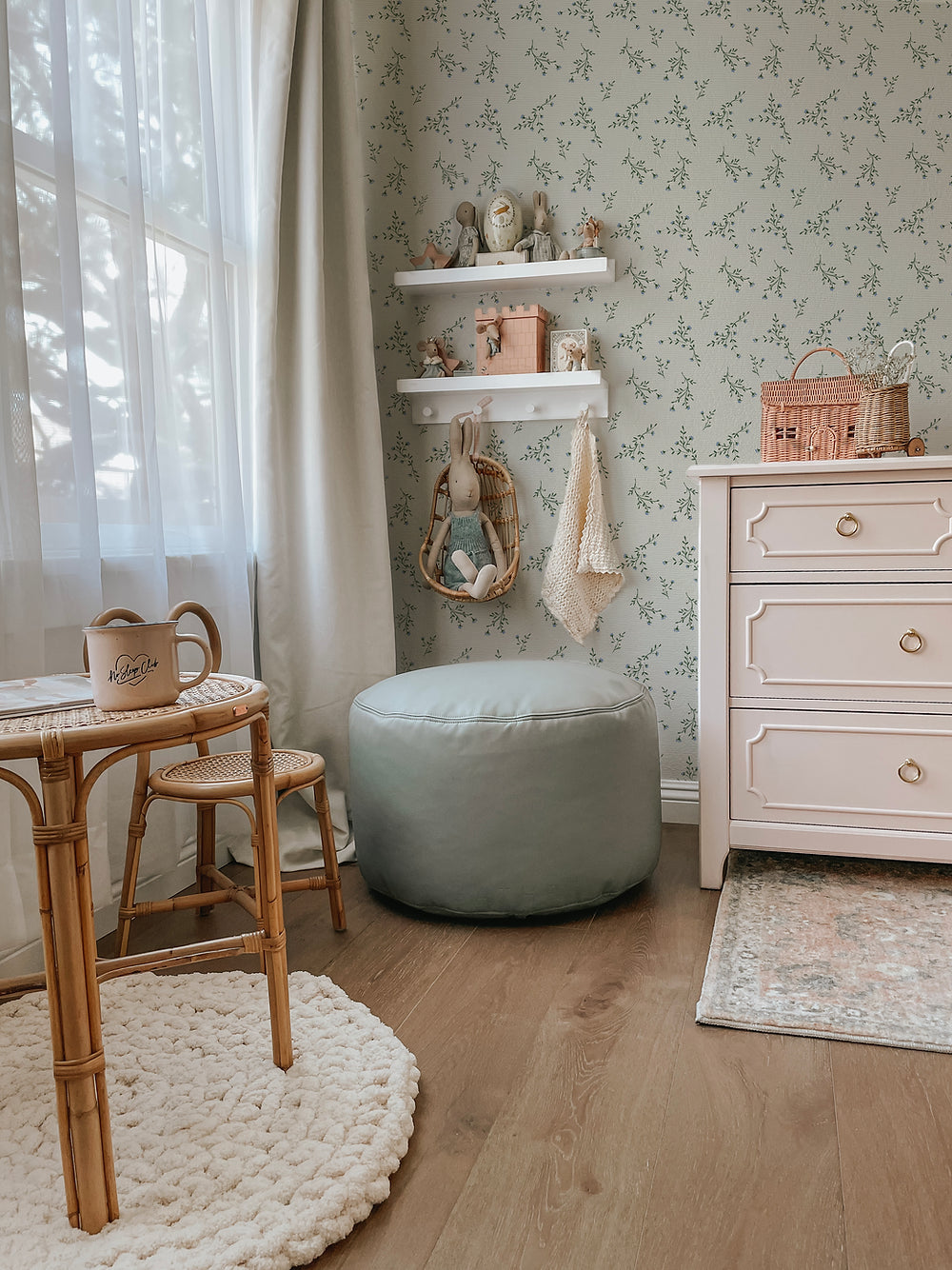 Night Flowers Wallpaper