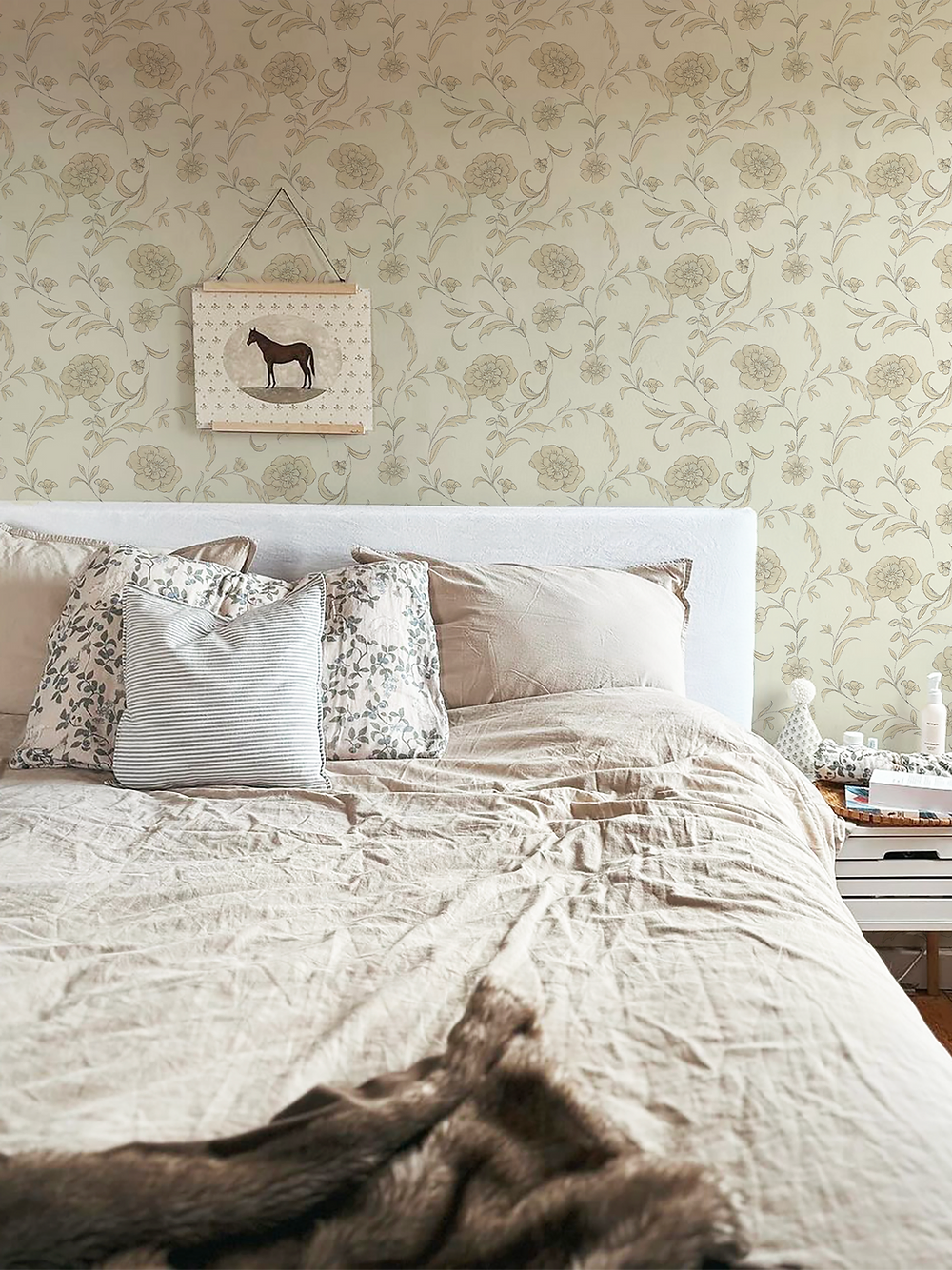 Antique Bloom Wallpaper